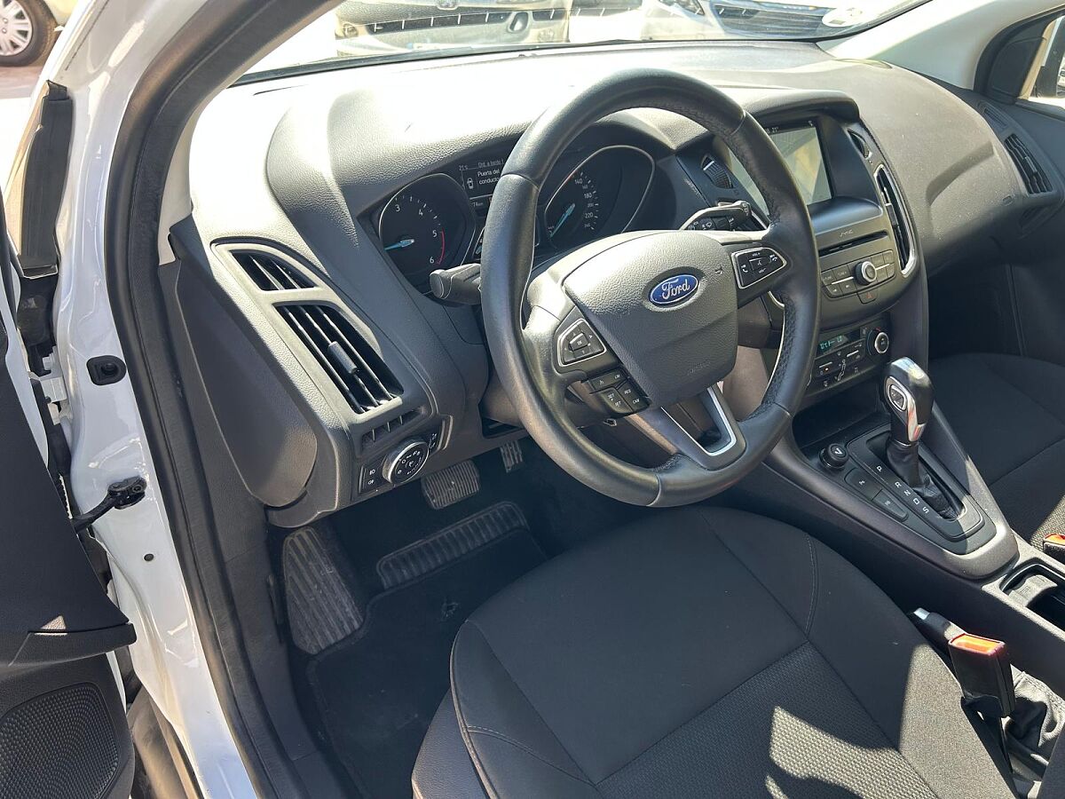 FORD FOCUS BUSINESS 1.5 TDCI AUTO SPANISH LHD IN SPAIN 105000 MILES SUPERB 2016